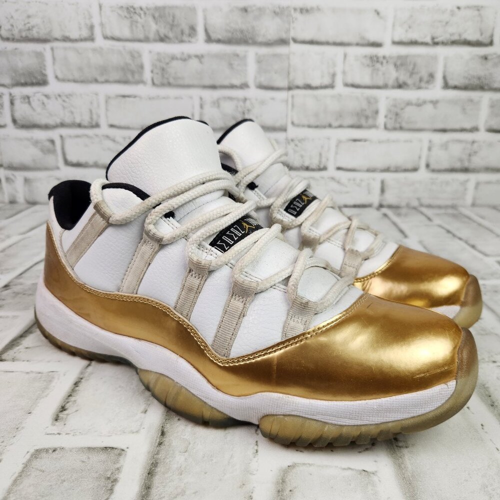 Nike Air Jordan 11 Low Closing Ceremony Men’s Sz 10 White Gold Athletic Sneakers